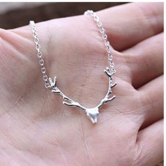 Elk Deer Antlers Necklace (Silver) - Picture 6 of 6